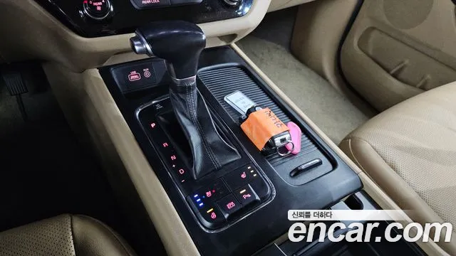 Kia Carnival 2017 thumb 9