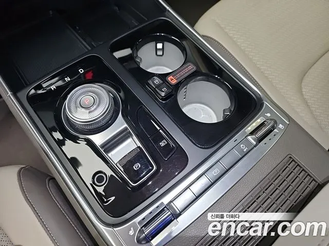 Kia Carnival 2025 thumb 9