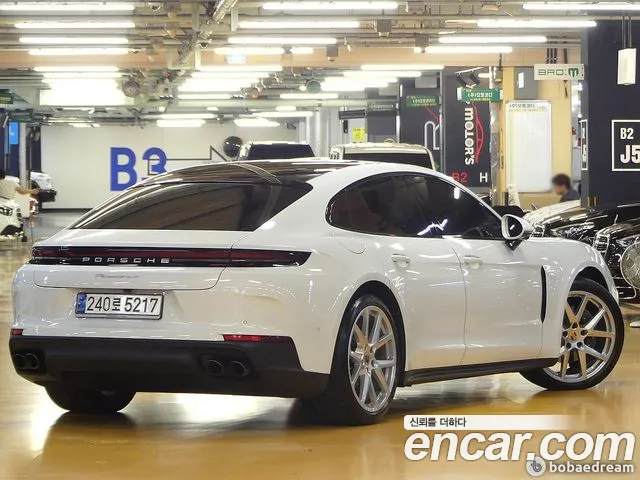 Porsche Panamera 2024 thumb 4