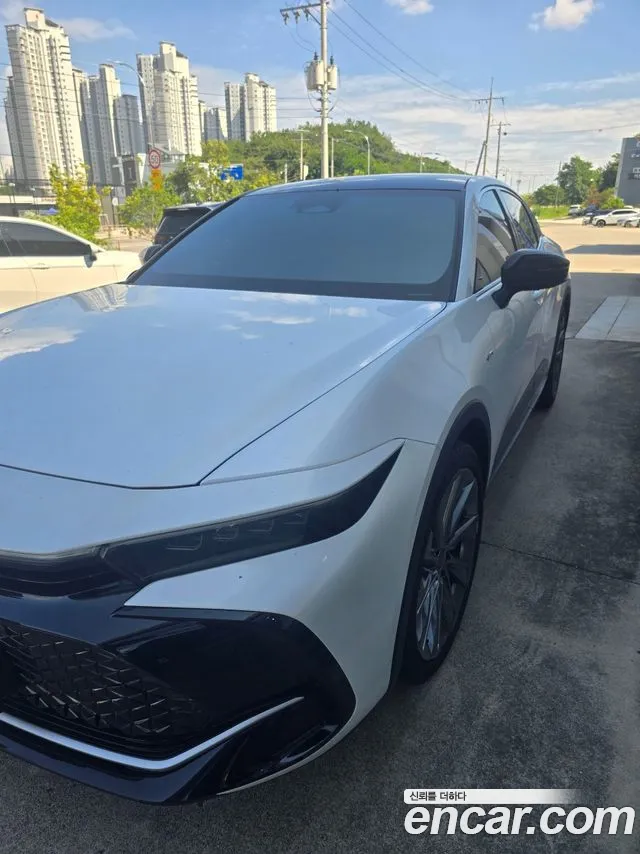 Toyota Crown 2026 thumb 2