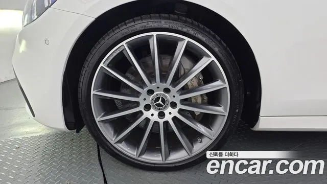 Mercedes-Benz E-Класс 2021 thumb 5