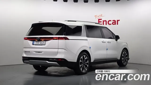 Kia Carnival 2020 thumb 2