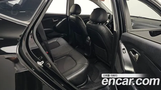 Hyundai Tucson 2010 thumb 12