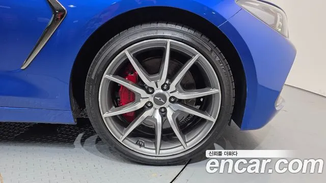 Genesis G70 2019 thumb 5