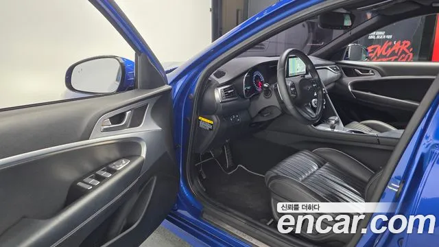 Genesis G70 2019 thumb 10