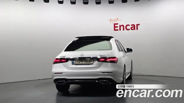 Mercedes-Benz E-Класс 2021 thumb 4