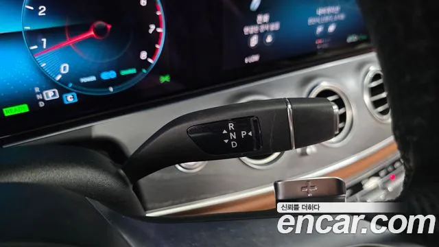 Mercedes-Benz E-Класс 2021 thumb 9
