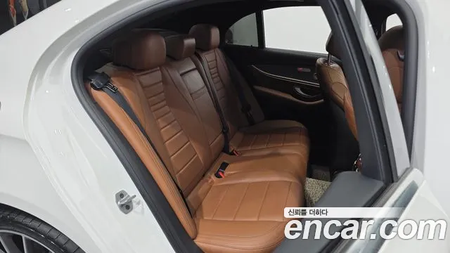 Mercedes-Benz E-Класс 2021 thumb 12