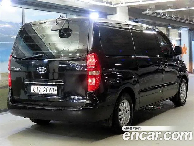 Hyundai Starex 2017 thumb 4