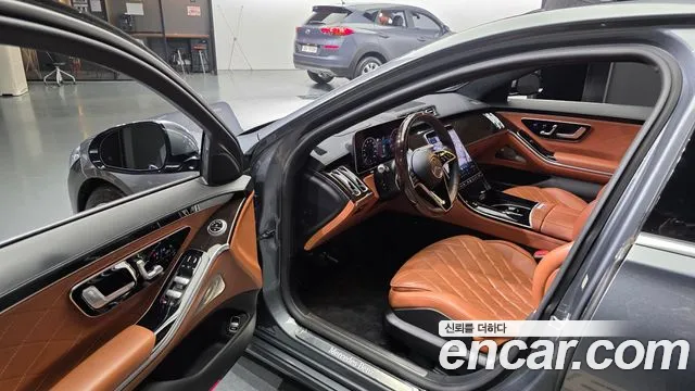 Mercedes-Benz S-Class 2021 thumb 10