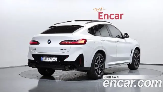BMW X4 2023 thumb 2
