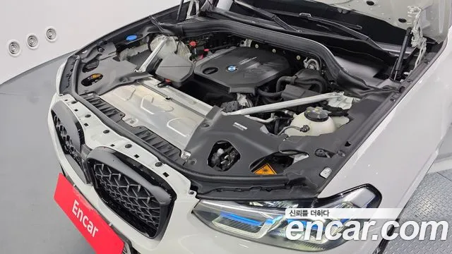 BMW X4 2023 thumb 6