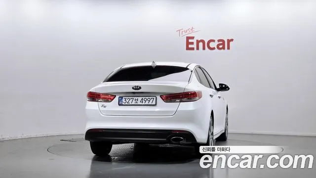 Kia K5 2017 thumb 4