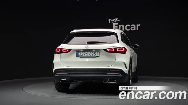Mercedes-Benz GLA 2023 thumb 4