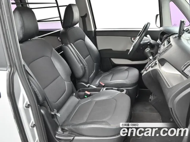 Kia Ray 2015 thumb 10
