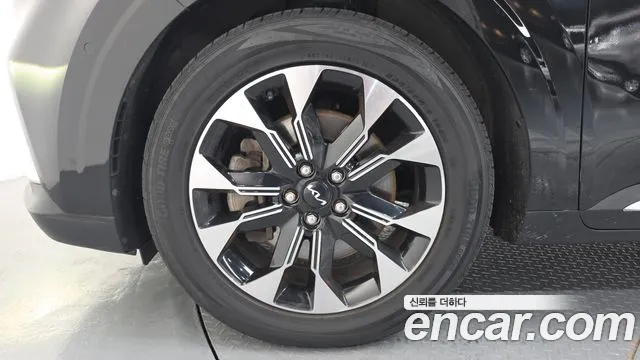 Kia Carnival 2022 thumb 5