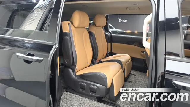 Kia Carnival 2022 thumb 11