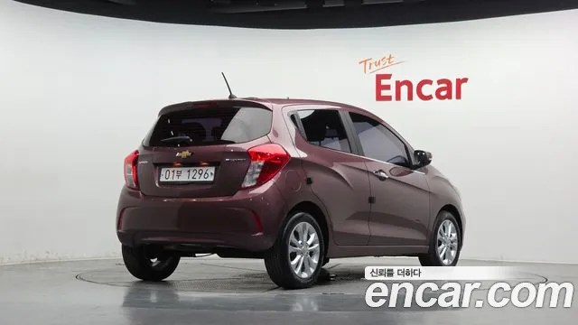 Chevrolet Spark 2019 thumb 2