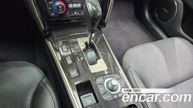 Renault Latitude 2014 thumb 9