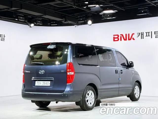 Hyundai Starex 2014 thumb 2