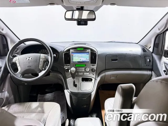 Hyundai Starex 2014 thumb 4