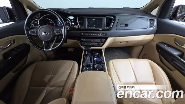 Kia Carnival 2020 thumb 7