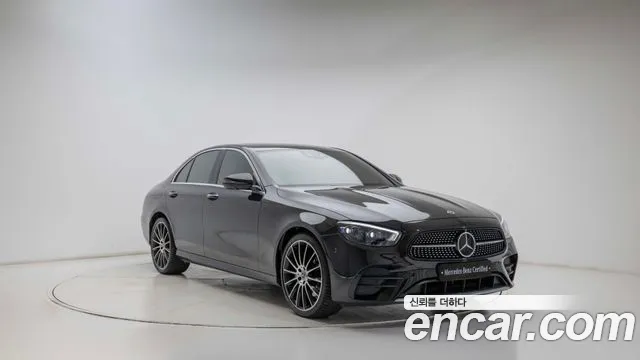 Mercedes-Benz E-Класс 2022 thumb 2