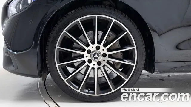 Mercedes-Benz E-Класс 2022 thumb 5