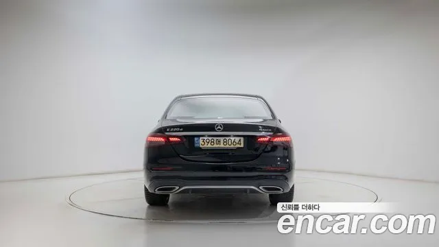Mercedes-Benz E-Класс 2022 thumb 7