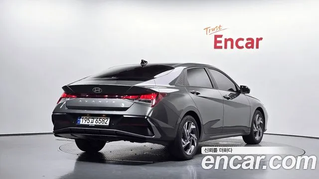 Hyundai Avante 2024 thumb 2
