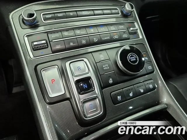 Hyundai Santa Fe 2023 thumb 9