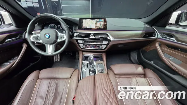 BMW 5 серии 2019 thumb 7