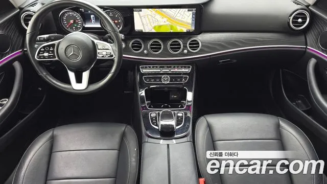 Mercedes-Benz E-Class 2019 thumb 7