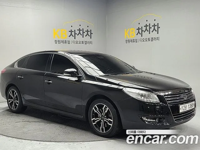 Renault Latitude 2012 thumb 3
