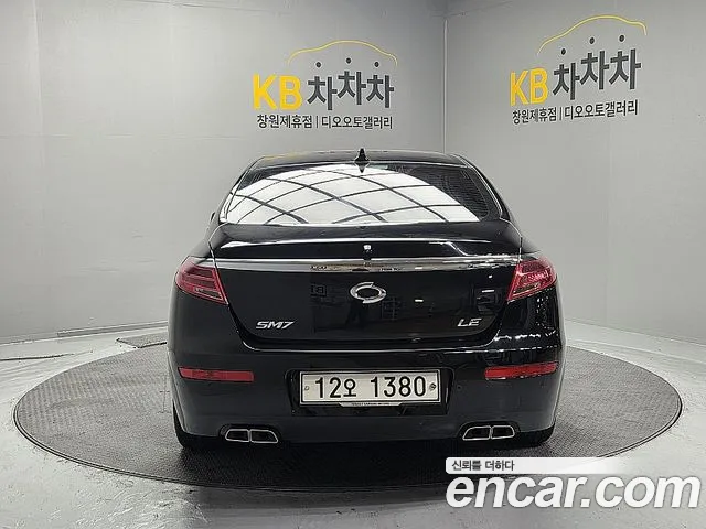 Renault Latitude 2012 thumb 6