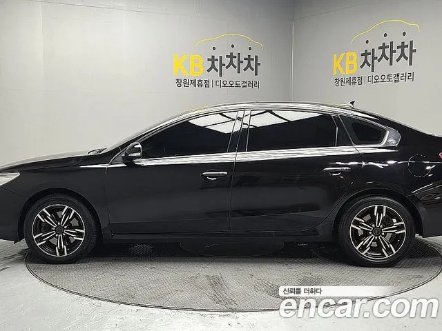 Renault Latitude 2012 thumb 8