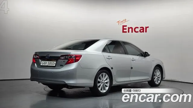Toyota Camry 2012 thumb 2