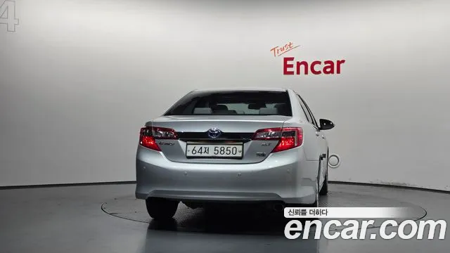 Toyota Camry 2012 thumb 4