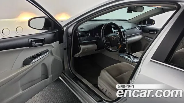 Toyota Camry 2012 thumb 10