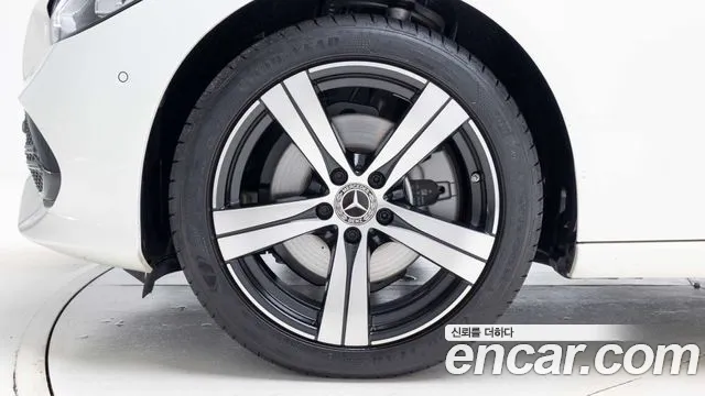 Mercedes-Benz C-Класс 2026 thumb 5