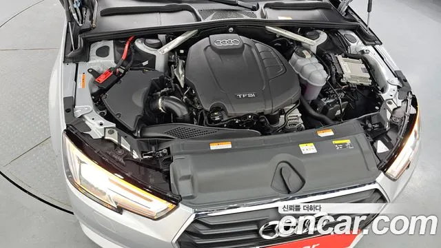 Audi A4 2019 thumb 5