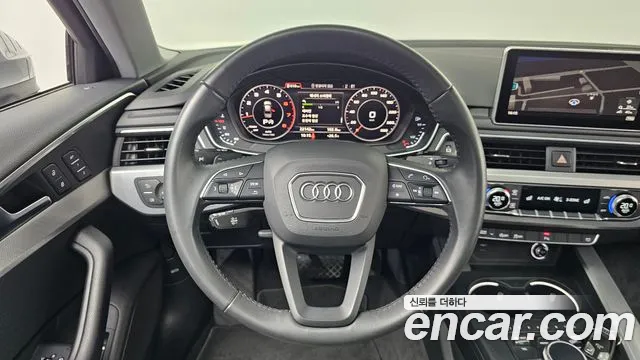 Audi A4 2019 thumb 12