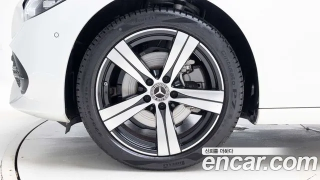 Mercedes-Benz C-Класс 2026 thumb 5