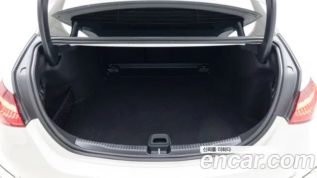 Mercedes-Benz C-Класс 2026 thumb 10