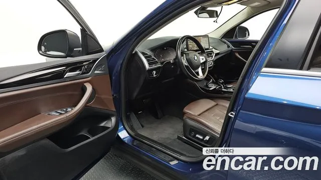BMW X4 2021 thumb 10