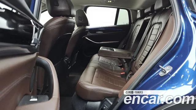 BMW X4 2021 thumb 12