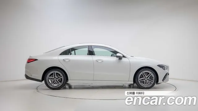 Mercedes-Benz CLA 2026 thumb 9