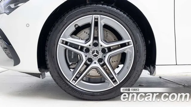 Mercedes-Benz CLA 2026 thumb 5