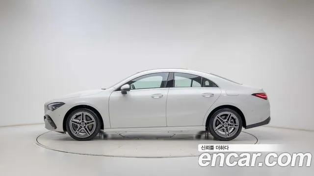 Mercedes-Benz CLA 2026 thumb 8