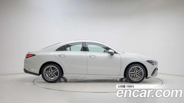Mercedes-Benz CLA 2026 thumb 9